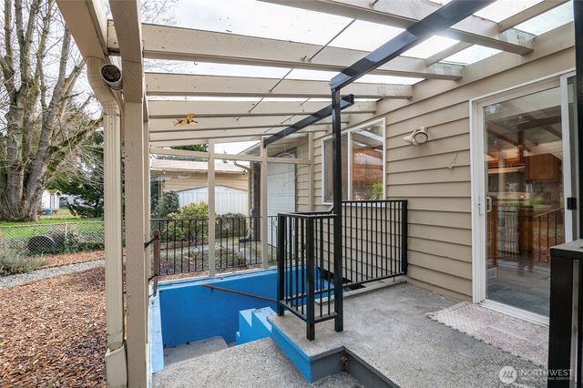 2604 NE 7th Street, Renton, WA 98056