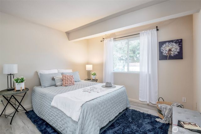 2604 NE 7th Street, Renton, WA 98056