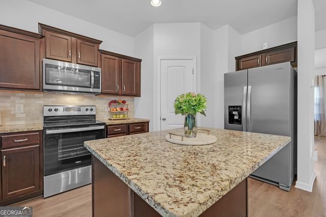 622 Skye Drive, Commerce, GA 30529