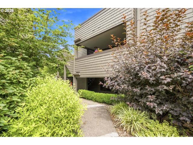 5620 S RIVERSIDE Ln 1, Portland, OR 97239