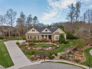 9347 Bronze Branch Lane, Apison, TN 37302