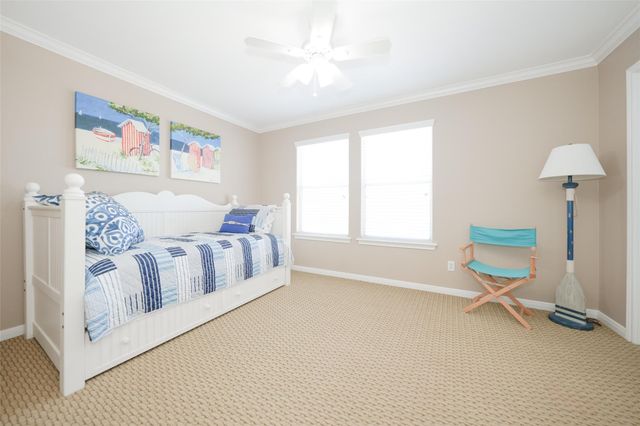 543 Sunset Circle, Galveston, TX 77554