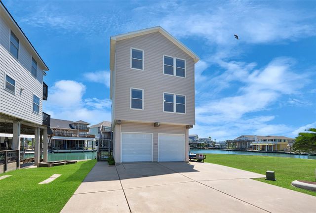 543 Sunset Circle, Galveston, TX 77554
