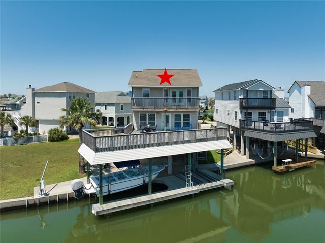 543 Sunset Circle, Galveston, TX 77554