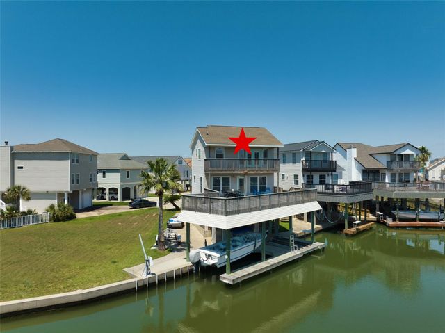 543 Sunset Circle, Galveston, TX 77554