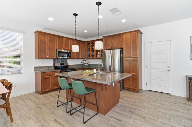 3341 Forney Way, Sacramento, CA 95816