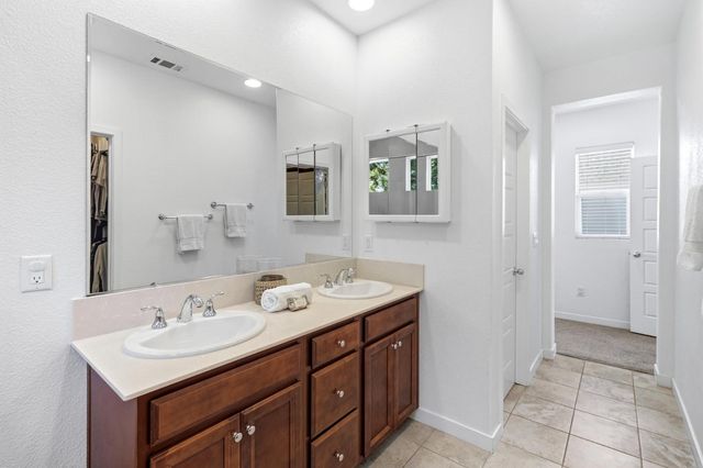 3341 Forney Way, Sacramento, CA 95816