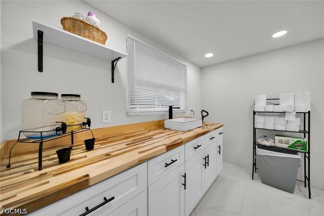 1191 Gramac DR, North Fort Myers, FL 33917