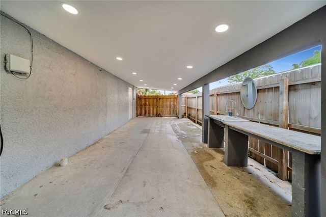 1191 Gramac DR, North Fort Myers, FL 33917