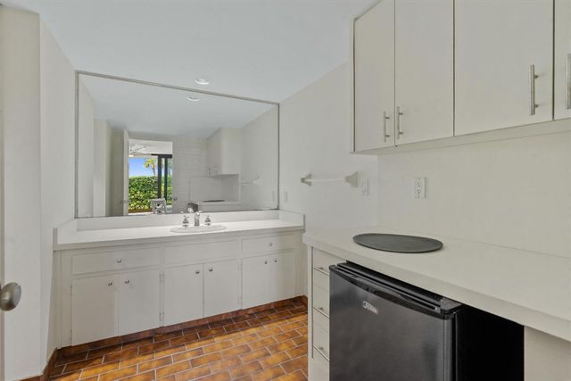 2100 S Ocean Boulevard 104s, Palm Beach, FL 33480