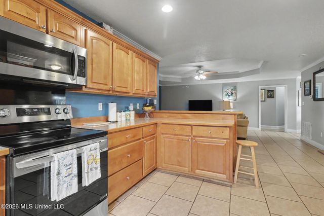 3417 N 11th Street, Ocean Springs, MS 39564