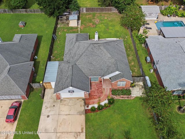 3417 N 11th Street, Ocean Springs, MS 39564