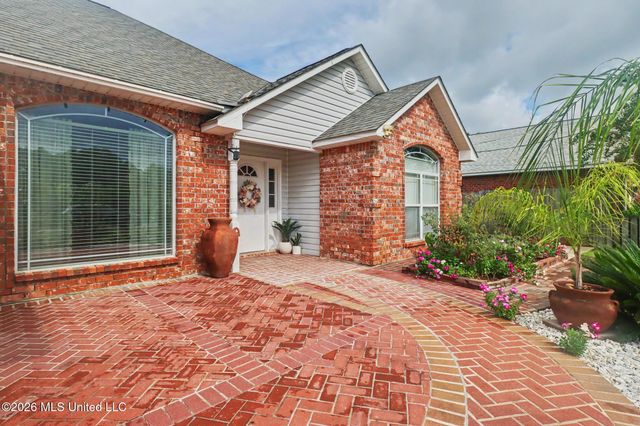 3417 N 11th Street, Ocean Springs, MS 39564