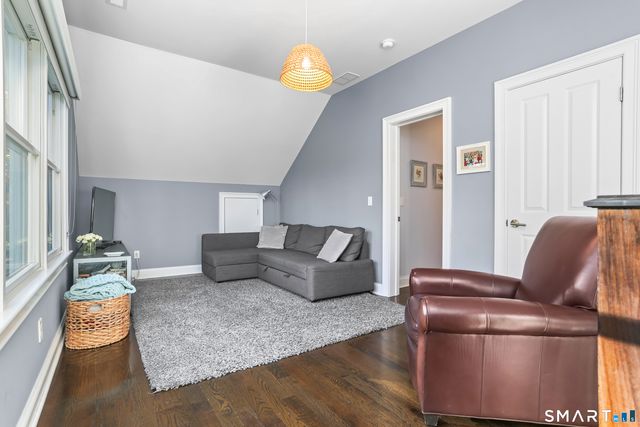 1 Angora Road, Westport, CT 06880