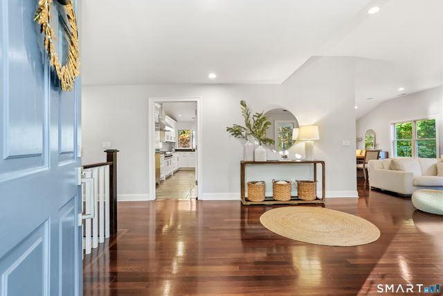 1 Angora Road, Westport, CT 06880