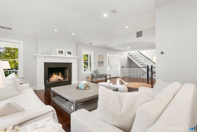 1 Angora Road, Westport, CT 06880