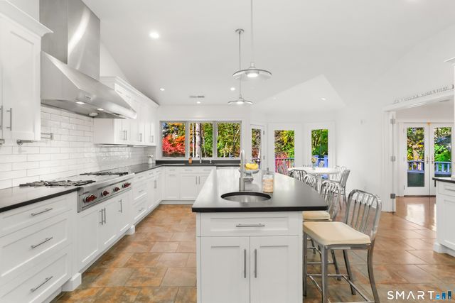 1 Angora Road, Westport, CT 06880