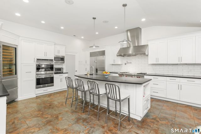 1 Angora Road, Westport, CT 06880