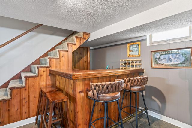 4026 6th Street NE, Columbia Heights, MN 55421