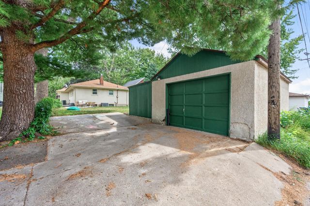 4026 6th Street NE, Columbia Heights, MN 55421