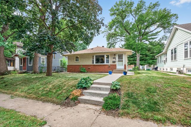 4026 6th Street NE, Columbia Heights, MN 55421