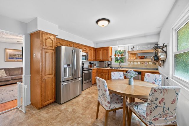 4026 6th Street NE, Columbia Heights, MN 55421
