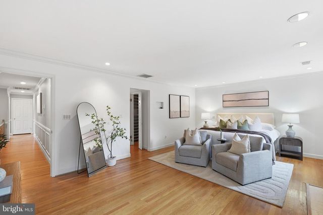 6505 RIVER RD, Bethesda, MD 20817