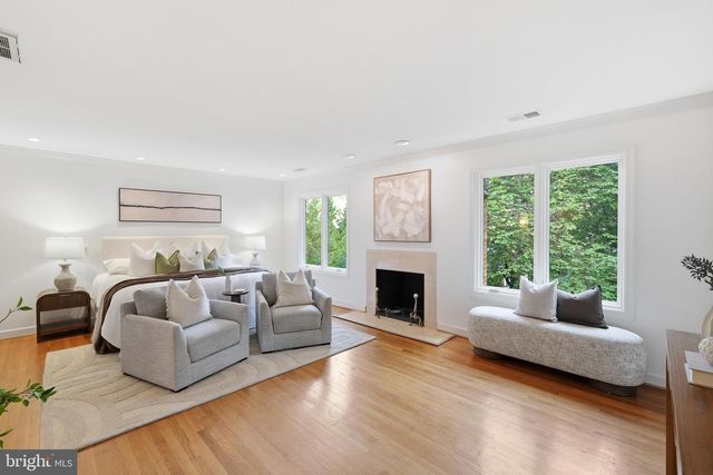 6505 RIVER RD, Bethesda, MD 20817