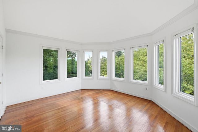 6505 RIVER RD, Bethesda, MD 20817