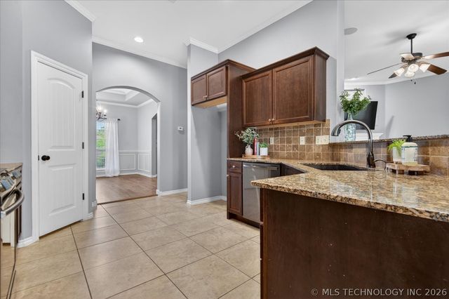 2316 Jefferson Road, Bartlesville, OK 74006