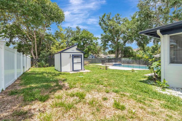 1217 E AMELIA STREET, Orlando, FL 32803
