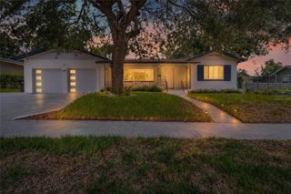 1217 E AMELIA STREET, Orlando, FL 32803