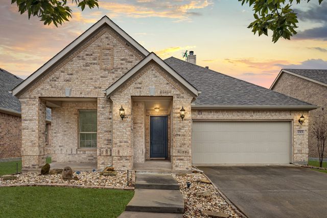 1313 Isabella Lane, Savannah, TX 76227