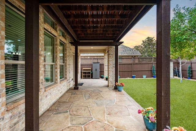 1313 Isabella Lane, Savannah, TX 76227