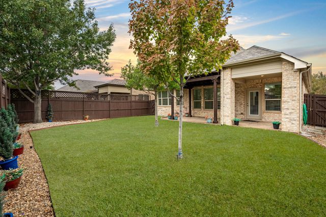 1313 Isabella Lane, Savannah, TX 76227