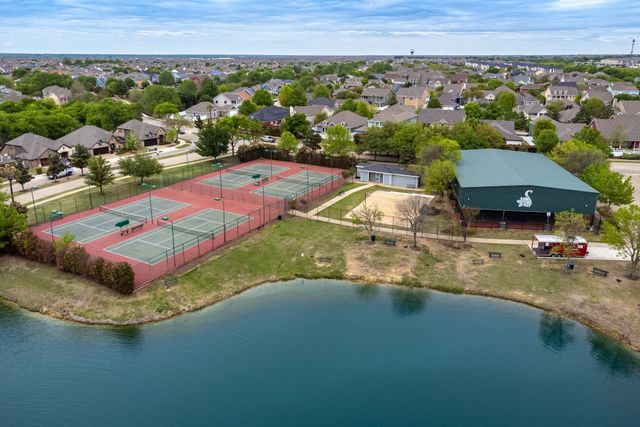 1313 Isabella Lane, Savannah, TX 76227