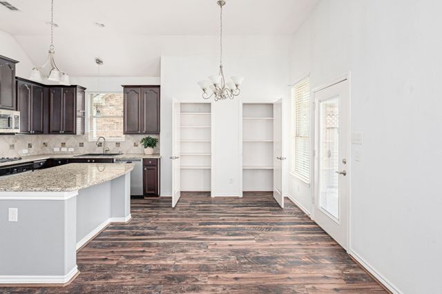 1313 Isabella Lane, Savannah, TX 76227