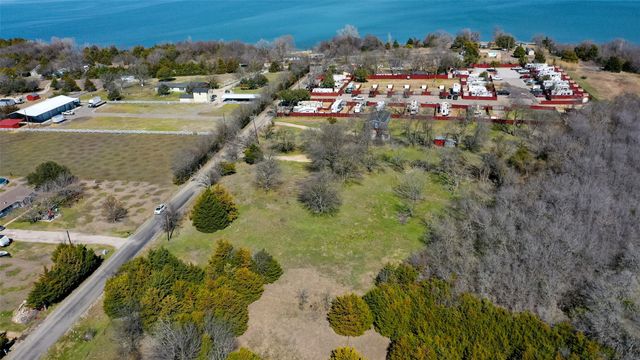 5211 County Road 547, Nevada, TX 75173