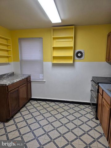 716 S COLLEGE AVE, Newark, DE 19713