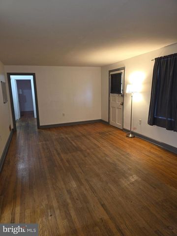 716 S COLLEGE AVE, Newark, DE 19713