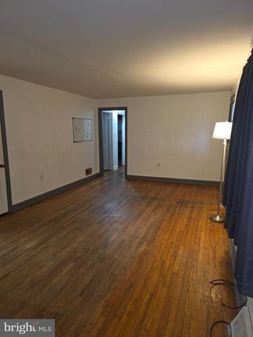 716 S COLLEGE AVE, Newark, DE 19713