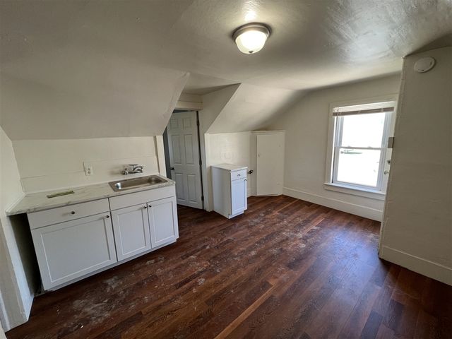 1465 Barclay Street, Muskegon, MI 49441