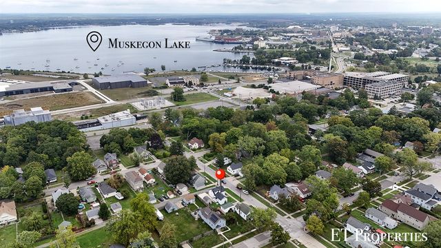 1465 Barclay Street, Muskegon, MI 49441