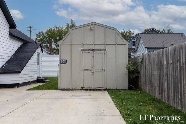 1465 Barclay Street, Muskegon, MI 49441