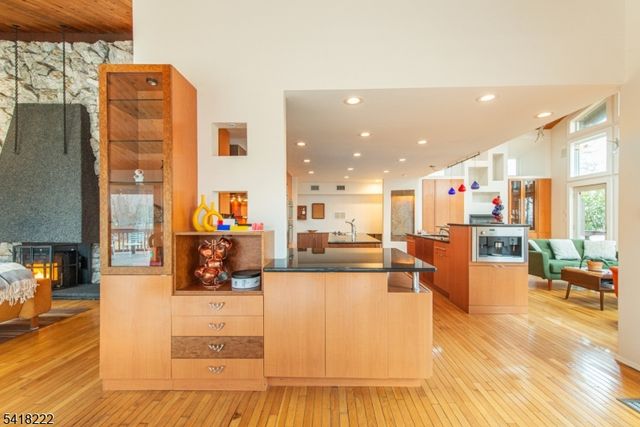 3 Davids Ln, Hillsborough Twp., NJ 08844