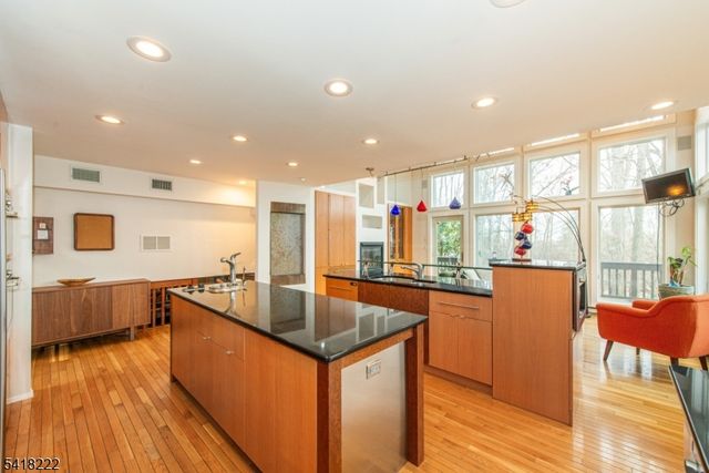 3 Davids Ln, Hillsborough Twp., NJ 08844