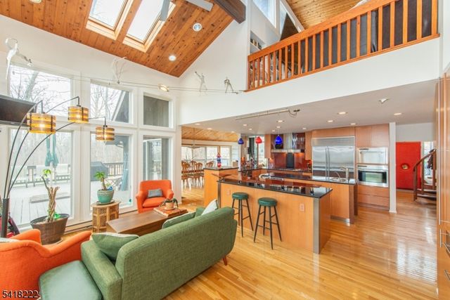 3 Davids Ln, Hillsborough Twp., NJ 08844