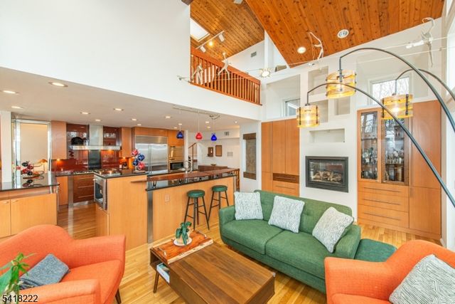 3 Davids Ln, Hillsborough Twp., NJ 08844