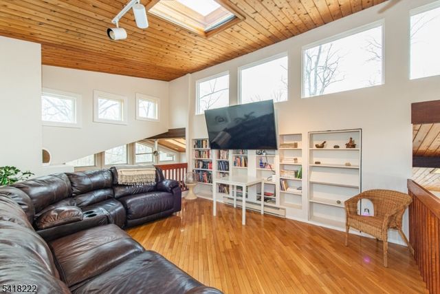 3 Davids Ln, Hillsborough Twp., NJ 08844