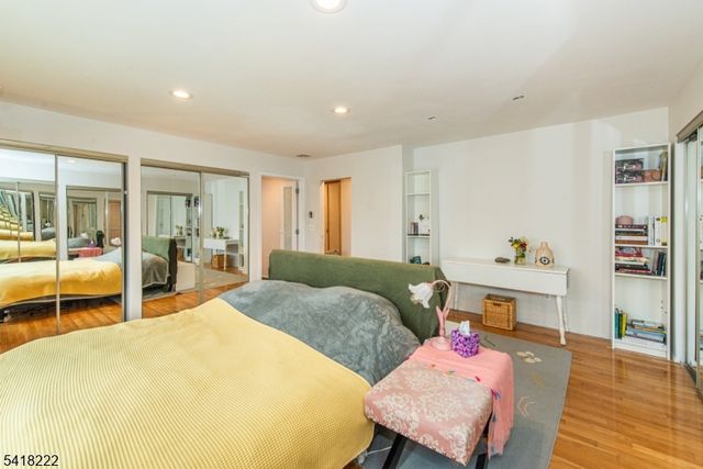 3 Davids Ln, Hillsborough Twp., NJ 08844